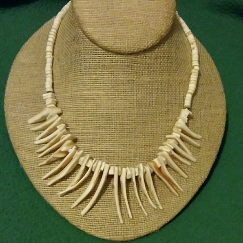 Oyster Shell Necklace Vintage